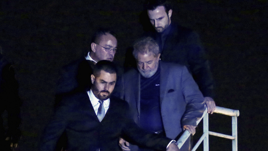 LULA PRESO.001