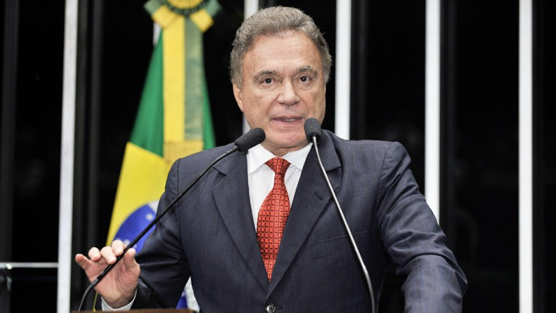 álvaro dias.001