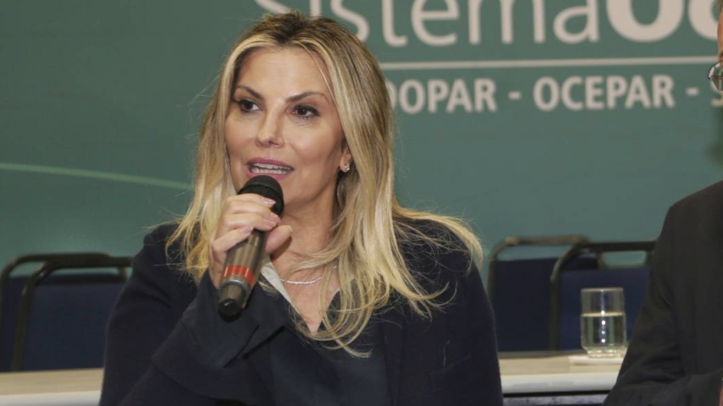 cida domingueria.001