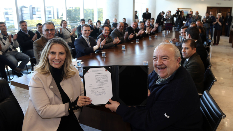 cida e greca.001