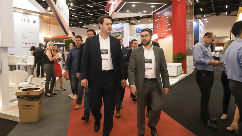 expoxição.001