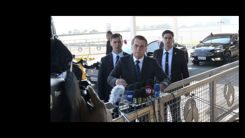 BOLSONARO SAIDA.001