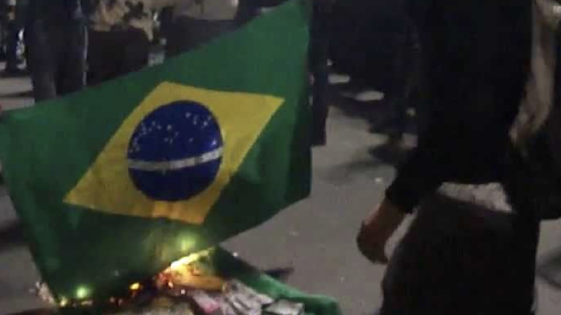 bandeira queimada.001
