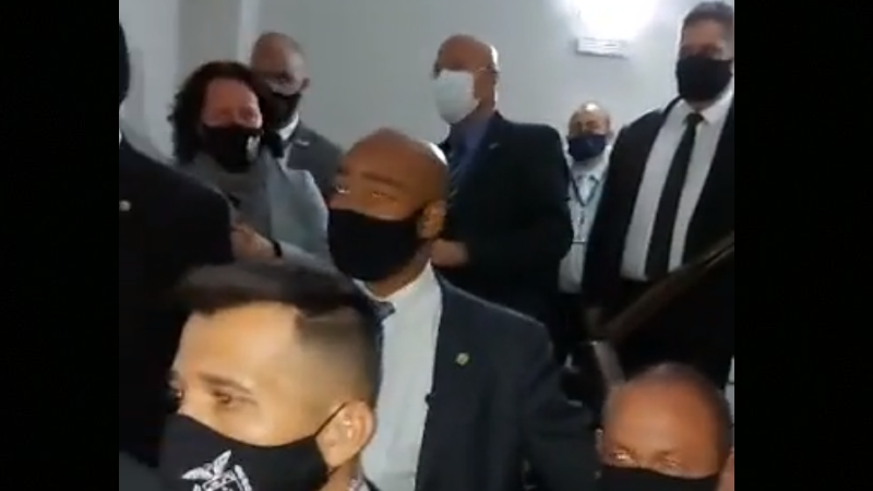 invasão dois