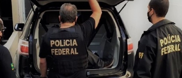 Polícia Federal está nas ruas para desarticular grupo que pratica esquema de pirâmide financeira no Paraná