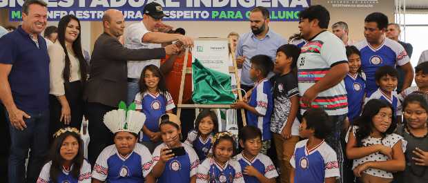 indios escolas