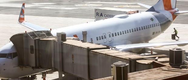avião p pobre