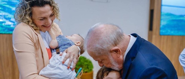 familia da vitima de bolsonaristas