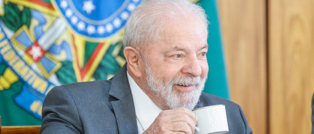Avaliação do Governo Lula:<br>37% aprovam e 28% reprovam