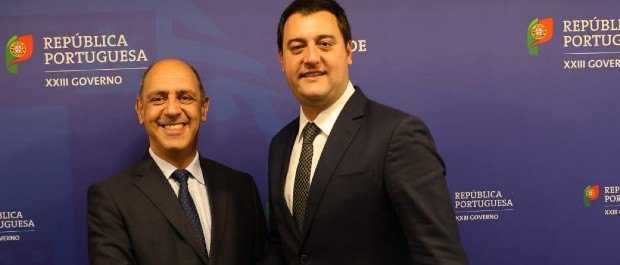 Ratinho Junior se encontra com o ministro de Portugal, Manuel Pizarro